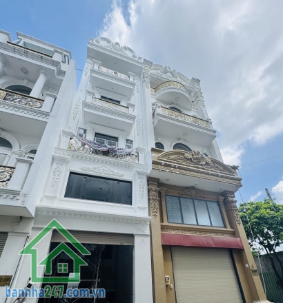 CHỈ 7.7 TỶ – NHÀ MỚI 5 TẦNG – KHU PHÂN LÔ DÂN TRÍ – GẦN AEON MALL BÌNH TÂN Diện tích đẹp, nhà mới toanh, 5 tầng kiên cố. Gồm 5 phòng ngủ vệ sinh khép kín, nội thất cao cấp do chủ tự xây để ở.