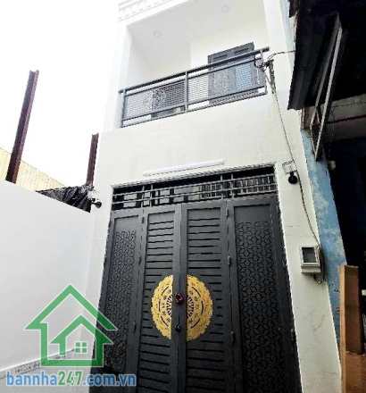 CHỈ 3,75 TỶ – NHÀ MỚI Ở NGAY – HẺM XE HƠI – BÌNH HƯNG HÒA, BÌNH TÂN - 2 PN - 2 WC Diện tích: 30m² (3 x 10m) Diện tích sử dụng: 57,6m² Kết cấu: 1 trệt + 1 lầu
