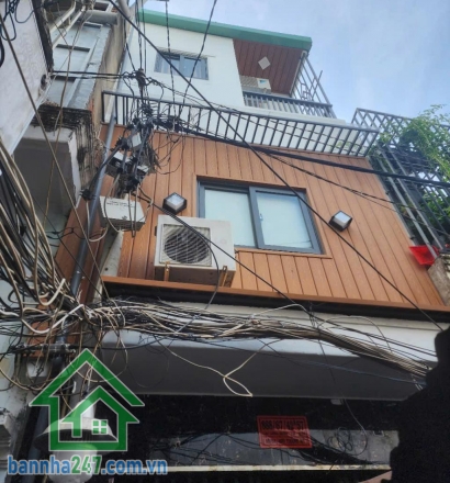 CHỈ 3,2 TỶ – NHÀ 3 TẦNG, HẺM THÔNG – THÀNH MỸ, TÂN BÌNH - 2PN, 2WC * DT: 16m² (3.2x5m), 1 trệt 2 lầu, 2PN, 2WC * Hẻm 2.5m thông, khu an ninh, dân trí cao. 