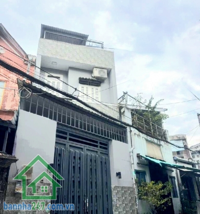 CHỈ 5,7 TỶ – HẺM 6M CHIẾN LƯỢC – HXH TỚI NHÀ – FULL NỘI THẤT CAO CẤP DT 64,2m² (4 x 15)m – 2 TẦNG – 2PN – 2WC – SÂN THƯỢNG RỘNG) - Kết cấu: 1 trệt – 1 lầu BTCT