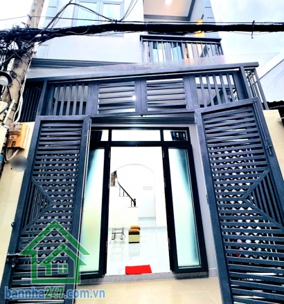 CHỈ 4,7 TỶ – HIẾM! NHÀ ĐẸP TÂN BÌNH – GẦN NHÀ GA T3 & SÂN BAY – 36M² – 2 TẦNG – VUÔNG A4 – HẺM BA GÁC VIVU Diện tích: 36m² (4 x 9m) – vuông A4, công nhận đủ
