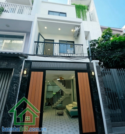 CHỈ 6,5 TỶ - HXH TRƯỜNG CHINH - PHƯỜNG 14, TÂN BÌNH - 3 TẦNG - DTSD: 90M² - 4 PHÒNG NGỦ - NGAY KHU BÀU CÁT