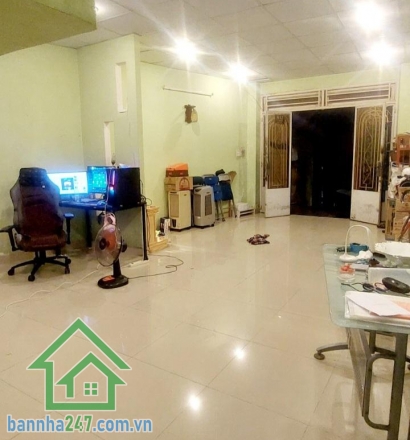 CHỈ 4.999 TỶ – NHÀ 2 TẦNG – XE HƠI ĐẬU CỬA – SÁT MẶT TIỀN LÊ TRỌNG TẤN – 73M² 