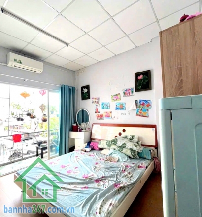 CHỈ 4,15 TỶ – NHÀ MỚI Ở LIỀN – VUÔNG ĐẸP 30M² – HẺM Ô TÔ TỚI NHÀ – GẦN CÔNG VIÊN GIA ĐỊNH – CHỈ 5 PHÚT RA SÂN BAY TÂN SƠN NHẤT Vị trí: Đường số 7, Phường 3, Gò Vấp.
