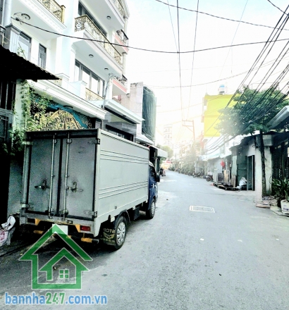 NHỈNH 5 TỶ – HẺM NHỰA 8M KHÔNG LỘ GIỚI – NGAY GÒ XOÀI – DT 64M² (4x16)m – NHÀ 2 TẦNG KIÊN CỐ Kết cấu: Trệt + Lửng, nhà chắc chắn, công năng đầy đủ. - DT: 4 x 16m vuông vức – cực đẹp để tận dụng không gian. Sát chợ Gò Xoài  – thuận tiện kinh doanh nhỏ, buô