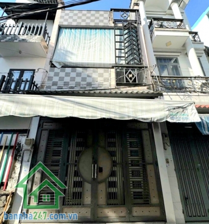 CHỈ 4,4 TỶ - NHÀ ĐẸP HẺM THÔNG – DỌN VÀO Ở NGAY - KỀ LÊ THÚC HOẠCH – CHỢ BÌNH LONG – NGÃ TƯ BỐN XÃ – GIÁP TÂN PHÚ - 2 PN - 2 WC Diện tích: 4m x 9m (36m²)