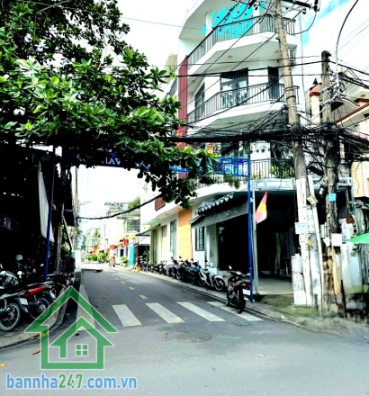 CHỈ 5,2 TỶ - KHUÔNG VIỆT – TRUNG TÂM TÂN PHÚ – NHÀ 2 TẦNG – 48M² (4x12)M – 3PN – 3WC – Ở NGAY HOẶC XÂY MỚI DT: 4x12m – 2 tầng BTCT, gồm 3 phòng ngủ, 3WC (có phòng ngủ dưới trệt)