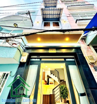 CHỈ 4,6 TỶ – PHAN XÍCH LONG – PHÚ NHUẬN – 3 TẦNG – 3PN - 2WC Căn nhà trung tâm phố ẩm thực – nhỏ gọn nhưng “có võ”! Diện tích: 15m² – sổ vuông vức đẹp. Mob 0933144037