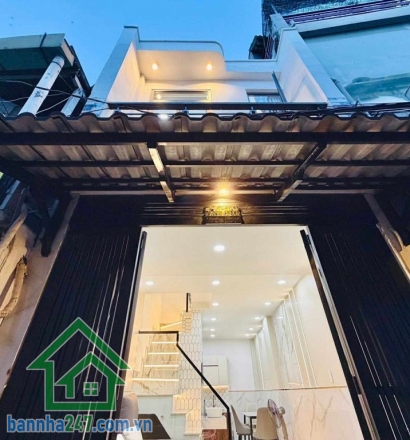 CHỈ 3,75 TỶ - NHÀ ĐẸP - QUANG TRUNG GÒ VẤP – H3G - 24M² – 2 TẦNG - 2PN 2WC * Diện tích: 24m² vuông vức * Kết cấu: 1 trệt 1 lầu * 2 PN– 2 WC