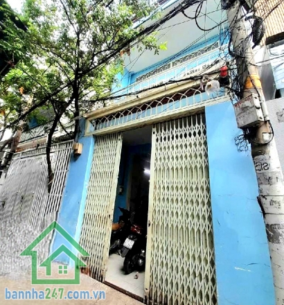 CHỈ 4,8 TỶ - NHÀ 1 TRỆT 1 LẦU – HẺM 4M – GIÁ TỐT – GIÁP TÂN PHÚ - 2 PN – 2 WC • Diện tích: 4m x 16.5m – xây đủ đất• Kết cấu: 1 trệt – 1 lầu• Công năng: 2 PN - 2WC