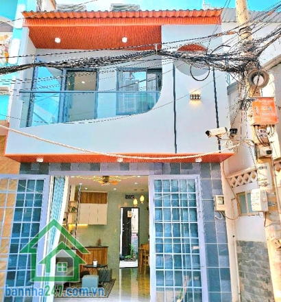 CHỈ 3,9 TỶ - NHÀ MỚI ĐẸP - HẺM XE HƠI ĐỖ CỬA - DT: 22M² (4,1 x 5)2 TẦNG - 2 MẶT TIỀN TRƯỚC SAU THOÁNG MÁT 