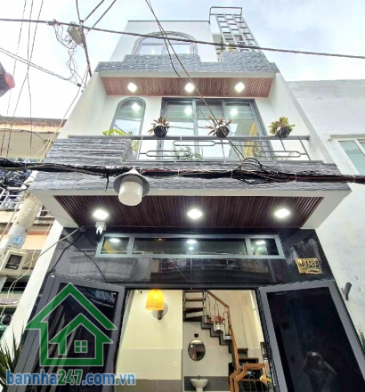 CHỈ 4,8 TỶ – SIÊU PHẨM QUẬN 10 - 3 TẦNG BTCT – 60M² – MỚI 100% – FULL NỘI THẤT SÁT MẶT TIỀN – PHONG CÁCH HIỆN ĐẠI – HẺM THÔNG 4M Kết cấu: • 1 trệt 2 lầu mới.