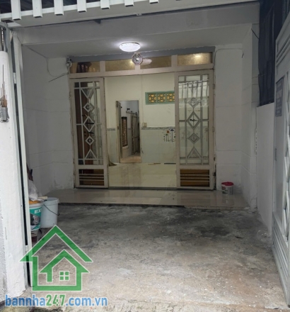 SIÊU PHẨM LÔ GÓC - chợ Lê Đình Cẩn - Khu Tên Lửa – 51m² – GIÁ CHỈ 3.4 TỶ  DT: 4 x 13m (sổ vuông vức, lô góc 2 mặt thoáng)  Hiện trạng: Nhà cấp 4, 1PN, bếp, Nhà cấp 4, 1PN, bếp, 1 WC – tiện xây mới hoặc sửa chữa theo nhu cầu. 