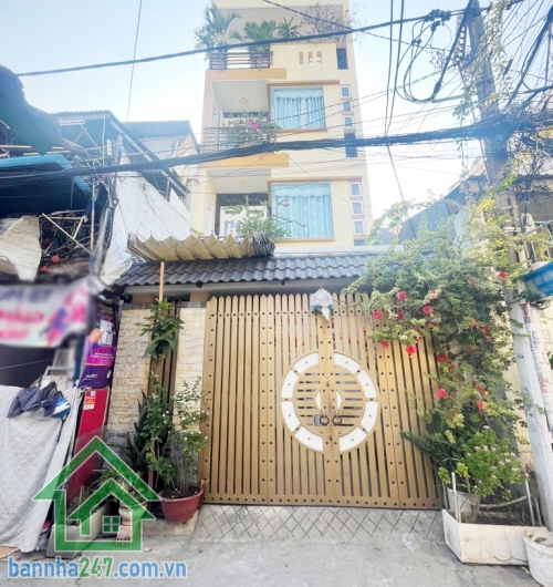 CHỈ 4.6 TỶ – NHÀ LÔ GÓC 2 MẶT HẺM 4M – TÂN PHÚ – 50M² – VỪA Ở VỪA KHAI THÁC CHO THUÊ * Diện tích: 4.1 x 12m, vuông vức. * Kết cấu: trệt, lửng, gồm 3PN, 3WC.