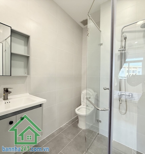 CHỈ 3,8 TỶ – CĂN HỘ VIP LÔ 5 – CHUNG CƯ PHÚ THỌ, P15 QUẬN 11 – 60M2 – FULL NỘI THẤT – BAN CÔNG 2 MẶT THOÁNG * Căn hộ lầu 11.03 – Lô 5 – Chung cư Phú Thọ. Thang máy thẻ từ riêng, an toàn tuyệt đối.