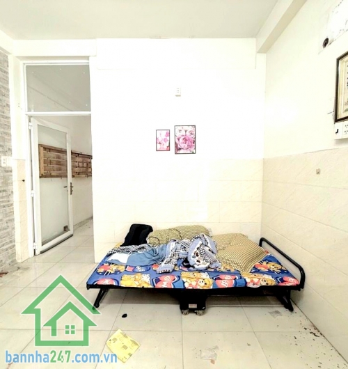 CHỈ 2,35 TỶ – CĂN HỘ BÀU CÁT – MẶT TIỀN ĐỒNG ĐEN – LÔ GÓC THOÁNG - 2PN – 1WC • Diện tích: 40m² (4 x 10m) - 2PN – 1WC • Căn góc – thoáng mát, nhiều ánh sáng tự nhiên