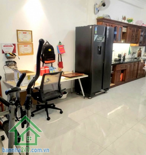 CHỈ 20,5 TỶ – SIÊU PHẨM MTKD GÒ DẦU – 2 MẶT TIỀN TRƯỚC SAU – 4 TẦNG - 5 PN + 1 P. THỜ  * Diện tích: 4 x 19,5m – sổ vuông đẹp * Kết cấu: 4 tầng * Công năng: 5 PN