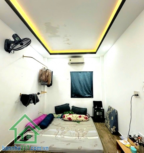 CHỈ 8,2 TỶ – NHÀ 3 TẦNG HXH 6M – P.7 TÂN BÌNH – NGAY CÁCH MẠNG THÁNG 8 - 42m² (3 x 14m) - 3 PN - 2 WC Vị trí đắc địa: Phường 7, Tân Bình – sát trục CMT8 Hẻm 6m