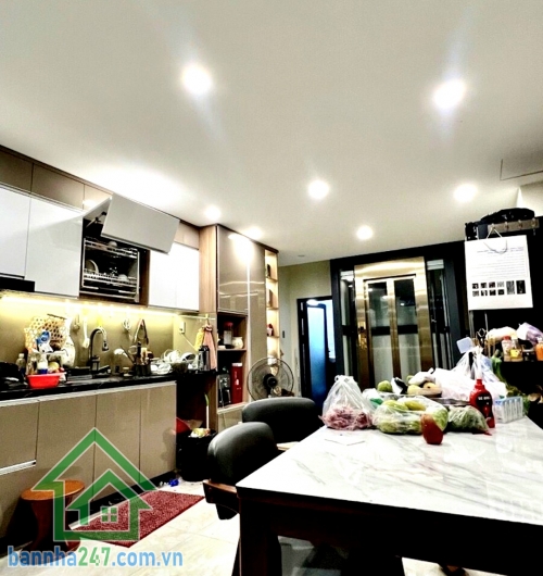 CHỈ 8 TỶ – NHÀ MỚI 5 TẦNG CÓ THANG MÁY XỊN – KẾ AEON TÂN PHÚ – HXH - DT: 54m² (4 x 13.5)m - 4 PN - 4 WC