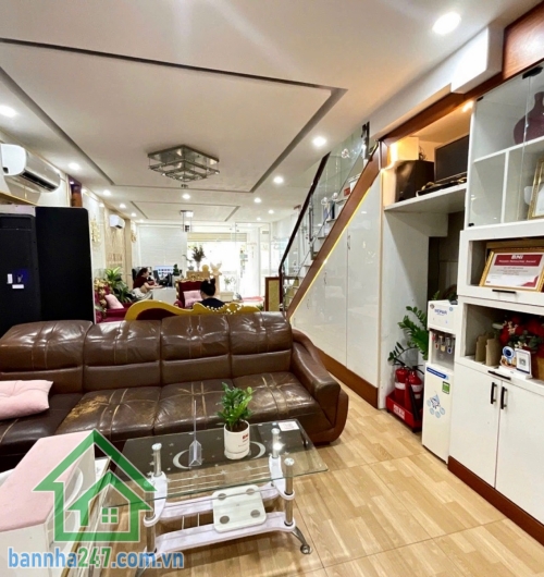 CHỈ 17,5 TỶ (TL) - MTKD ĐỈNH CAO – 5 TẦNG – SÁT CHỢ TÂN HƯƠNG – NGANG GẦN 5M - 7 PN - 5 WC