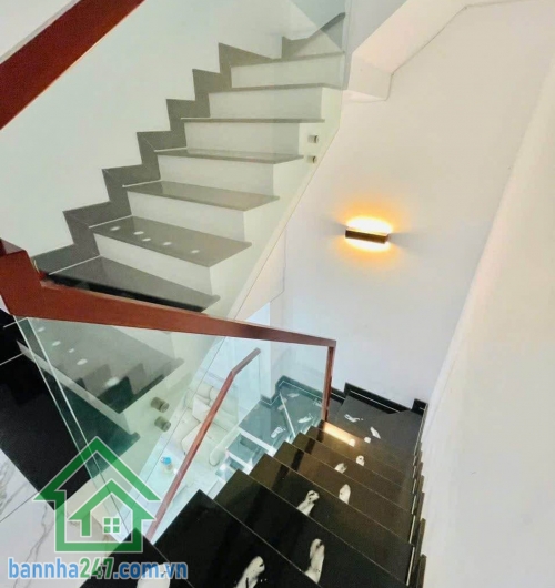 CHỈ 6,85 TỶ – NHÀ ĐẸP HẺM XE HƠI 6M THÔNG – KHU VIP LÊ VĂN QUỚI – 4 TẦNG – 5 PN - 5 WC