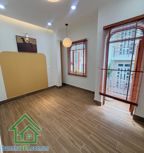 CHỈ 5,19 TỶ - 4 TẦNG BTCT - 4 PHÒNG NGỦ RỘNG RÃI – NHÀ MỚI PHONG CÁCH CHÂU ÂU – SÁT AEON TÂN PHÚ
