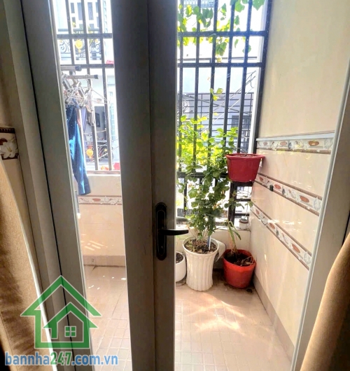 NHỈNH 4 TỶ – HẺM XE HƠI 5M THOÁNG – NHÀ MỚI ĐẸP KIÊN CỐ – 40M² VUÔNG VỨC – 3 PHÒNG NGỦ – NGAY HƯƠNG LỘ 2, LÊ VĂN QUỚI - 3PN - 2WC