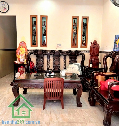 NHỈNH 4 TỶ – HẺM XE HƠI 5M THOÁNG – NHÀ MỚI ĐẸP KIÊN CỐ – 40M² VUÔNG VỨC – 3 PHÒNG NGỦ – NGAY HƯƠNG LỘ 2, LÊ VĂN QUỚI - 3PN - 2WC