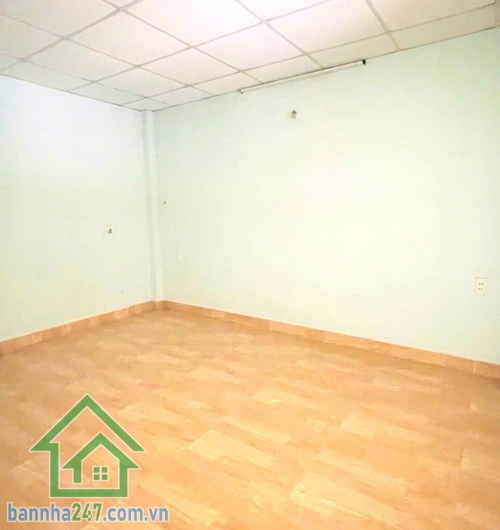 NHỈNH 4 TỶ – HIỆP THÀNH QUẬN 12 -  NGANG 6.5M – HXH NGỦ TRONG NHÀ – 92M² – 3 PHÒNG NGỦ – - 3PN - 2WC