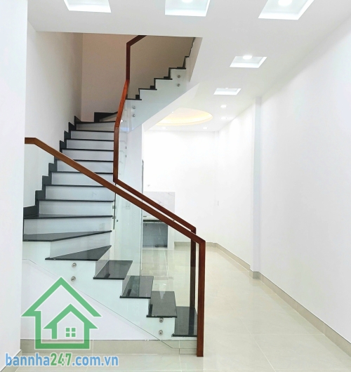 CHỈ 7,2 TỶ – HXH THÔNG ÂU CƠ – TRỊNH ĐÌNH TRỌNG - DT: 50M² (3,4 x 15) – SỔ A4 VUÔNG ĐẸP – HOÀN CÔNG ĐỦ – PHÁP LÝ CHUẨN