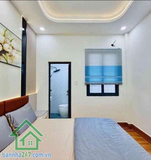CHỈ 5,25 TỶ - NHÀ MỚI XÂY ĐẸP - HẺM XE HƠI - SÁT MẶT TIỀN HOÀNG BẬT ĐẠT - GẦN TRƯỜNG CHINH, GA T3 - 4 PN - 3WC