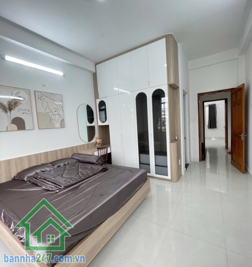 CHỈ 9 TỶ TL - SIÊU PHẨM TÂN KỲ TÂN QUÝ - NHÀ 4 TẦNG LUNG LINH - ĐƯỜNG NHỰA 15M CÓ LỀ - VỪA Ở VỪA KINH DOANH - DÒNG TIỀN HƠN 20 TRIỆU/THÁNG
