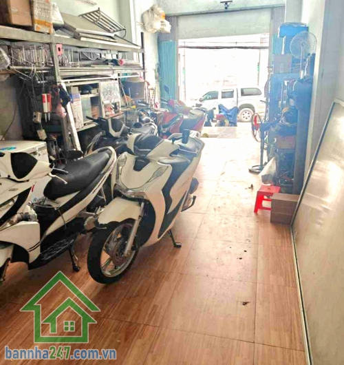 CHỈ 9,4 TỶ - MT HẺM 8M XE TẢI THÔNG - DT: 72M² (4 x 18)M - 4 TẦNG HOÀN CÔNG - VÀI BƯỚC RA THOẠI NGỌC HẦU - KINH DOANH ĐA NGÀNH NGHỀ - 4PN - 4WC