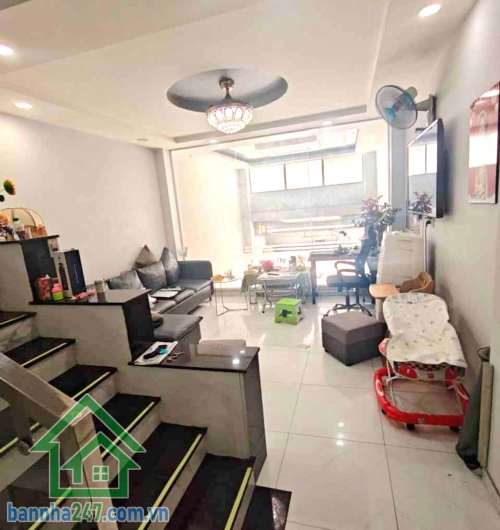 CHỈ 9,4 TỶ - MT HẺM 8M XE TẢI THÔNG - DT: 72M² (4 x 18)M - 4 TẦNG HOÀN CÔNG - VÀI BƯỚC RA THOẠI NGỌC HẦU - KINH DOANH ĐA NGÀNH NGHỀ - 4PN - 4WC