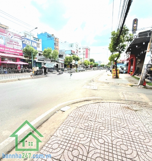 MTKD LÊ VĂN QUỚI – DT: (4,8 x 19)  - ĐANG CÓ DÒNG TIỀN 12 TRIỆU/THÁNG – GẦN NGÃ TƯ BỐN XÃ