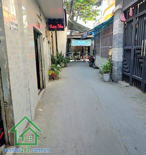 CHỈ 3,35 TỶ – NHÀ 3 TẦNG – HẺM 4M THÔNG – GẦN CHỢ TRẦN VĂN QUANG – P. BẢY HIỀN, TÂN BÌNH – 3PN – SỔ HOÀN CÔNG