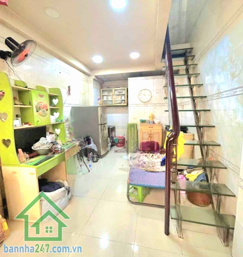 CHỈ 2,95 TỶ – HẺM BA GÁC THẲNG 1 TRỤC – GẦN MẶT TIỀN – 3 TẦNG – 3PN – GẦN BV THỐNG NHẤT