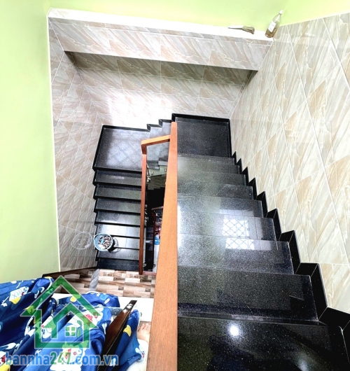 CHỈ 5,98 TỶ – NGAY LÊ VĂN QUỚI – ĐƯỜNG RỘNG 2 XE TẢI TRÁNH NHAU – NHÀ 4 TẦNG – NGANG 4M DÀI 16M – 4PN – 5WC - SỔ VUÔNG VỨC ĐẸP