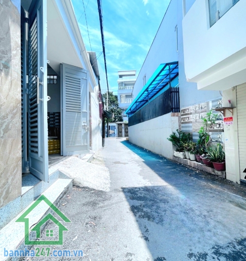 CHỈ 11,5 TỶ – NGUYỄN VĂN CÔNG – GẦN SÂN BAY – CĂN GÓC 2 MẶT – 73M² – 4 TẦNG – 5PN – 6WC - NỞ HẬU