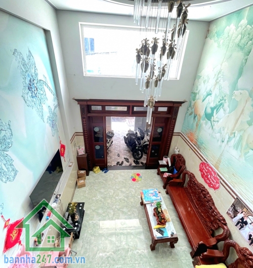 CHỈ 11,5 TỶ – NGUYỄN VĂN CÔNG – GẦN SÂN BAY – CĂN GÓC 2 MẶT – 73M² – 4 TẦNG – 5PN – 6WC - NỞ HẬU