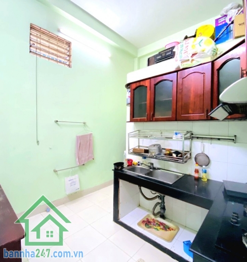 CHỈ 7,8 TỶ – NHÀ ĐẸP HXH – GẦN MẶT TIỀN – KHU DÂN TRÍ CAO – VỊ TRÍ TRUNG TÂM – GẦN NHÀ THỜ TÂN CHÍ LINH - DT: 42M² - 3 TẦNG BTCT - 4 PN, 5 WC
