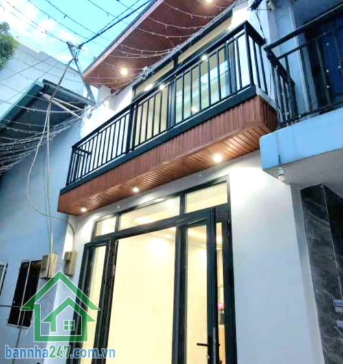 CHỈ 5,2 TỶ – HXH – NHÀ ĐẸP TÂN PHÚ – DT: 44M² (4 x 11) - 2 TẦNG - NGAY CỔNG TRƯỜNG TRÍ ĐỨC – SÁT CELADON CITY 