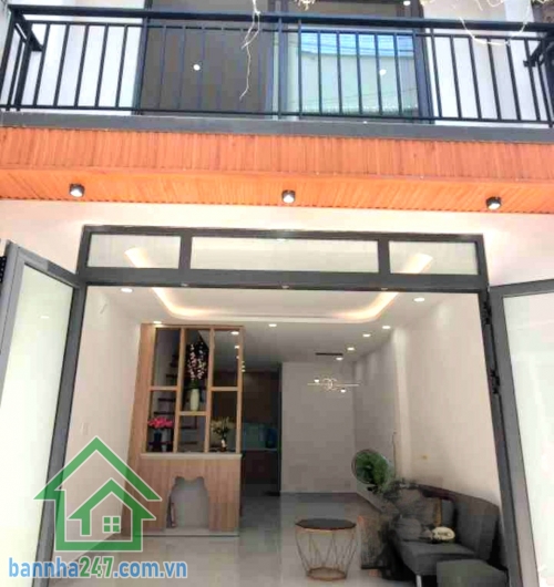 CHỈ 5,2 TỶ – HXH – NHÀ ĐẸP TÂN PHÚ – DT: 44M² (4 x 11) - 2 TẦNG - NGAY CỔNG TRƯỜNG TRÍ ĐỨC – SÁT CELADON CITY 