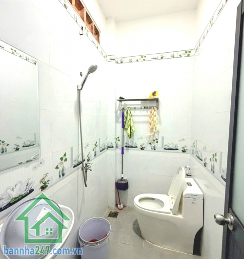 CHỈ 5,3 TỶ – 58M² – 2 TẦNG CÒN RẤT MỚI – TẶNG FULL NỘI THẤT – 50M RA MẶT TIỀN TÂY THẠNH