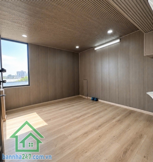 CHỈ 8,5 TỶ – NHÀ ĐẸP 4 TẦNG – HẺM Ô TÔ VÀO NHÀ – NGAY AEON TÂN PHÚ – CELADON – SÁT TRƯỜNG LÊ THÁNH TÔN
