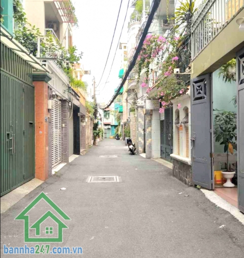 CHỈ 13,5 TỶ – HXH 5M THẲNG 1 TRỤC – 3 CĂN RA MẶT TIỀN – 76M² – 4 TẦNG  BTCT - 7PN - 7WC – DÒNG TIỀN 30TR/THÁNG