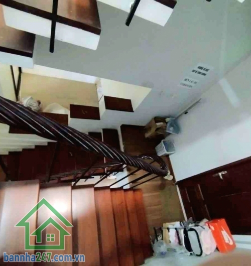 CHỈ 13,5 TỶ – HXH 5M THẲNG 1 TRỤC – 3 CĂN RA MẶT TIỀN – 76M² – 4 TẦNG  BTCT - 7PN - 7WC – DÒNG TIỀN 30TR/THÁNG