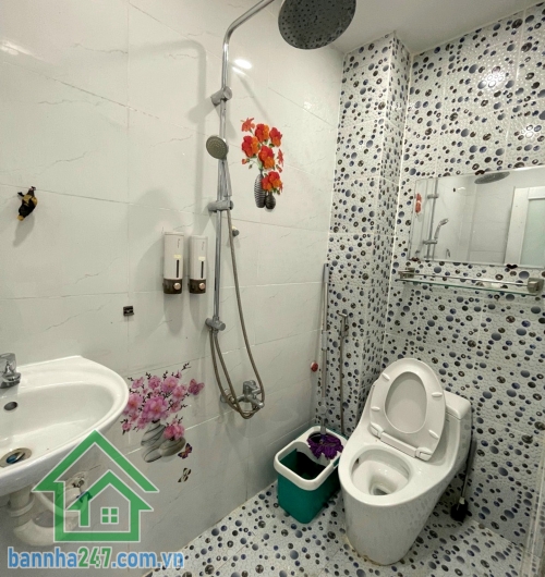 H3G GẦN HẺM XE TẢI THÔNG – GẦN TÂN PHÚ - 3 TẦNG – 32,5M² (4 x 8,03) – 3 PN – SỔ MỚI 2026 - NHỈNH 3 T.Ỷ