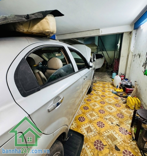 CHỈ 16 TỶ - MẶT TIỀN KINH DOANH KHU BÀU CÁT – KHU VIP NHẤT QUẬN TÂN BÌNH DT: 5 x 13.6m, vuông A4, công nhận 69m² Kết cấu: 4 tầng BTCT. 