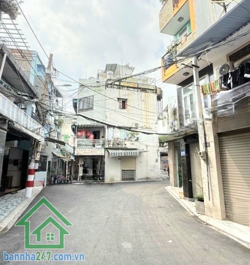 CHỈ 5,59 TỶ – SIÊU PHẨM TÂN BÌNH – NHÀ 3 TẦNG - DT: 46M² FULL NỘI THẤT – 4PN, 5WC  Nhà đẹp full nội thất, mua là ở ngay – xem là mê Vị trí Tân Bình Hẻm thông